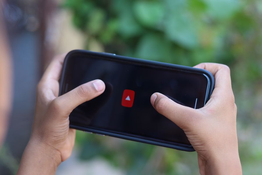 Can You Put A YouTube Video On Repeat? The Ultimate Guide To Continuous Playback